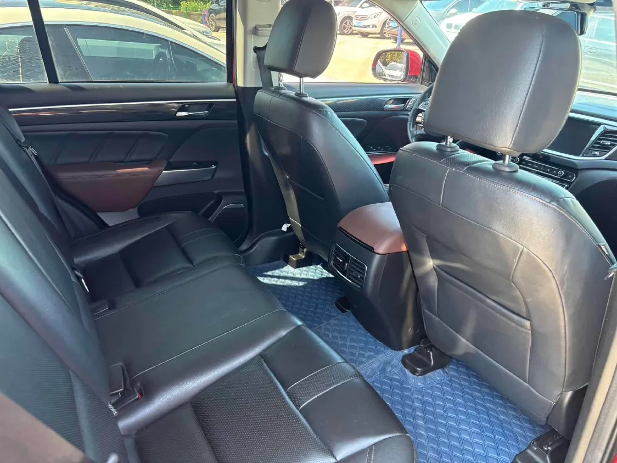 2017 GAC Trumpchi GS7 2.0T 201HP L4 6AT,autocango,china used car exporter,china ev exporter,chinese used car exporter,chinese used ev exporter