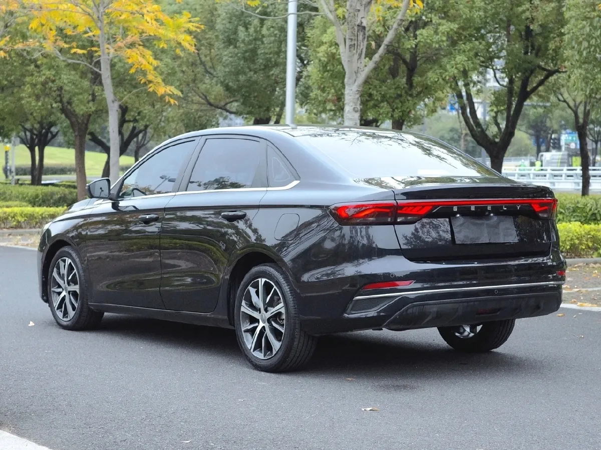 2022 Geely Emgrand 1.5L 114HP L4 CVT,autocango,china used car exporter,china ev exporter,chinese used car exporter,chinese used ev exporter