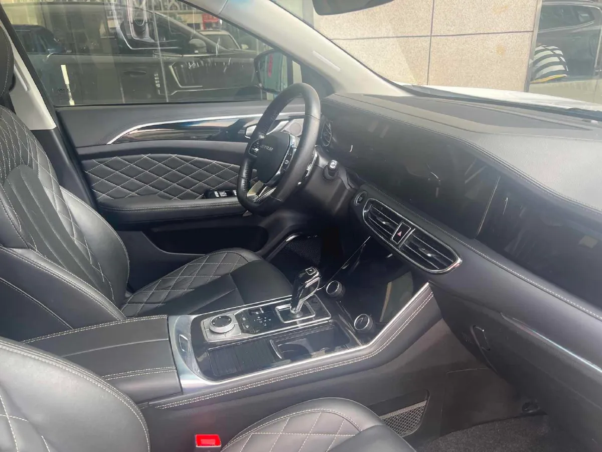 2020 Jetour X95 1.6T 197HP L4 7DCT,autocango,china used car exporter,china ev exporter,chinese used car exporter,chinese used ev exporter