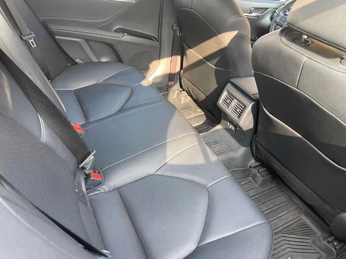 2019 Toyota Camry 2.0L 178HP L4 CVT,autocango,china used car exporter,china ev exporter,chinese used car exporter,chinese used ev exporter