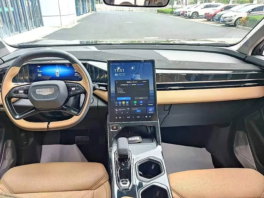 2023 Geely StarRay 1.5T 181HP L4 7DCT,autocango,china used car exporter,china ev exporter,chinese used car exporter,chinese used ev exporter