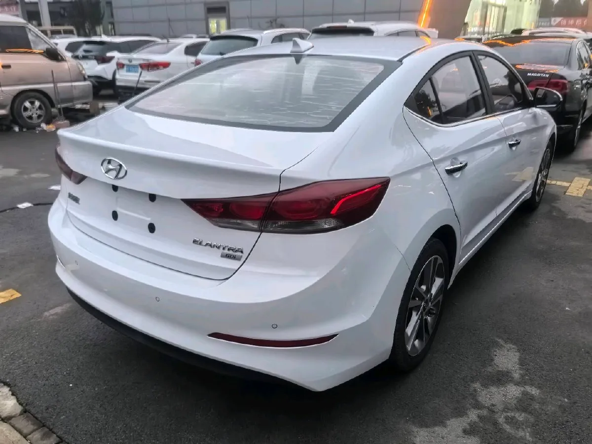 2016 Hyundai Elantra 1.6L 130HP L4 6AT,autocango,china used car exporter,china ev exporter,chinese used car exporter,chinese used ev exporter