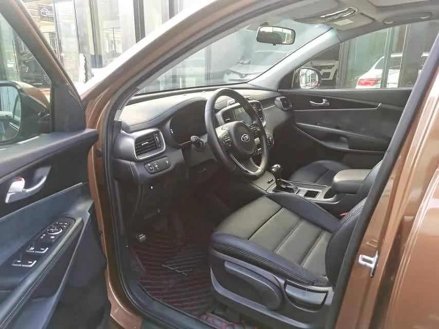 2015 Kia Sorento 2.4L 188HP L4 6AT,autocango,china used car exporter,china ev exporter,chinese used car exporter,chinese used ev exporter