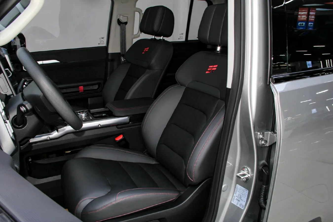 2024 Jetour T2 1.5T 156HP L4 3DHT PHEV 26.7KWH,autocango,china used car exporter,china ev exporter,chinese used car exporter,chinese used ev exporter