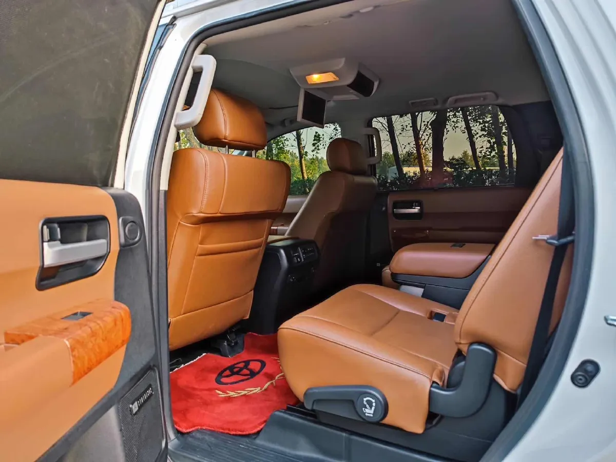 2010 Toyota Sequoia 5.7L 386HP V8 6AT,autocango,china used car exporter,china ev exporter,chinese used car exporter,chinese used ev exporter