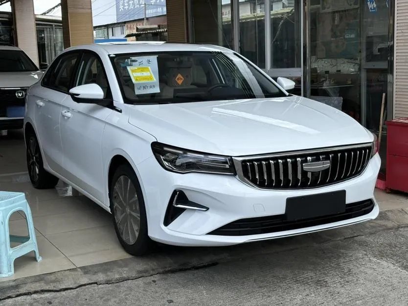 2025 Geely Emgrand 1.5L 127HP L4 CVT,autocango,china used car exporter,china ev exporter,chinese used car exporter,chinese used ev exporter