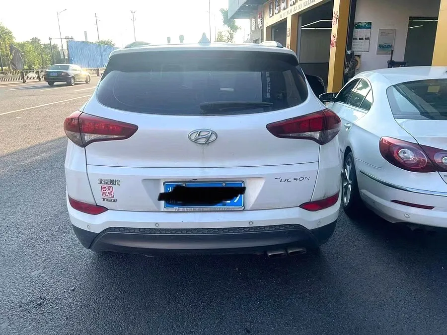 2015 Hyundai Tucson 1.6T 177HP L4 7DCT,autocango,china used car exporter,china ev exporter,chinese used car exporter,chinese used ev exporter