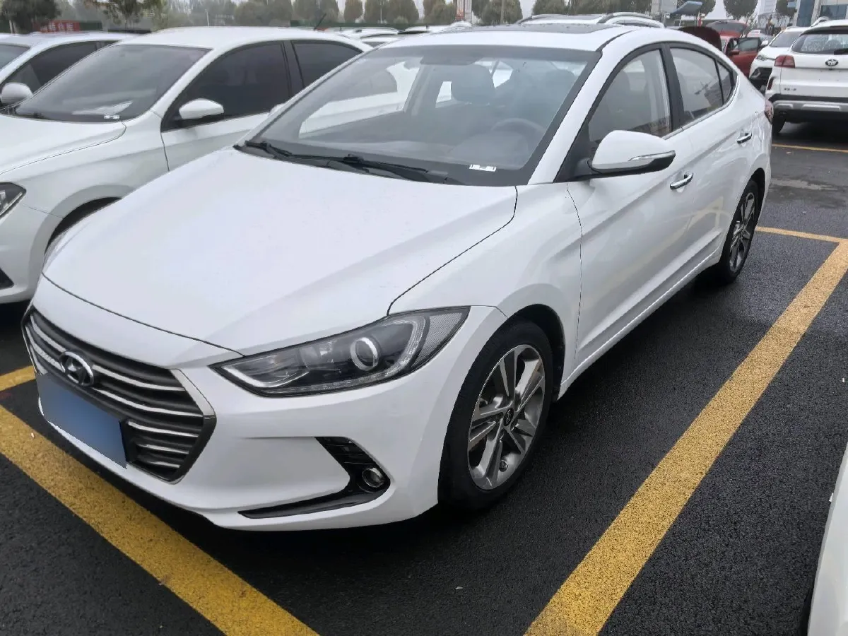 2016 Hyundai Elantra 1.6L 130HP L4 6AT,autocango,china used car exporter,china ev exporter,chinese used car exporter,chinese used ev exporter