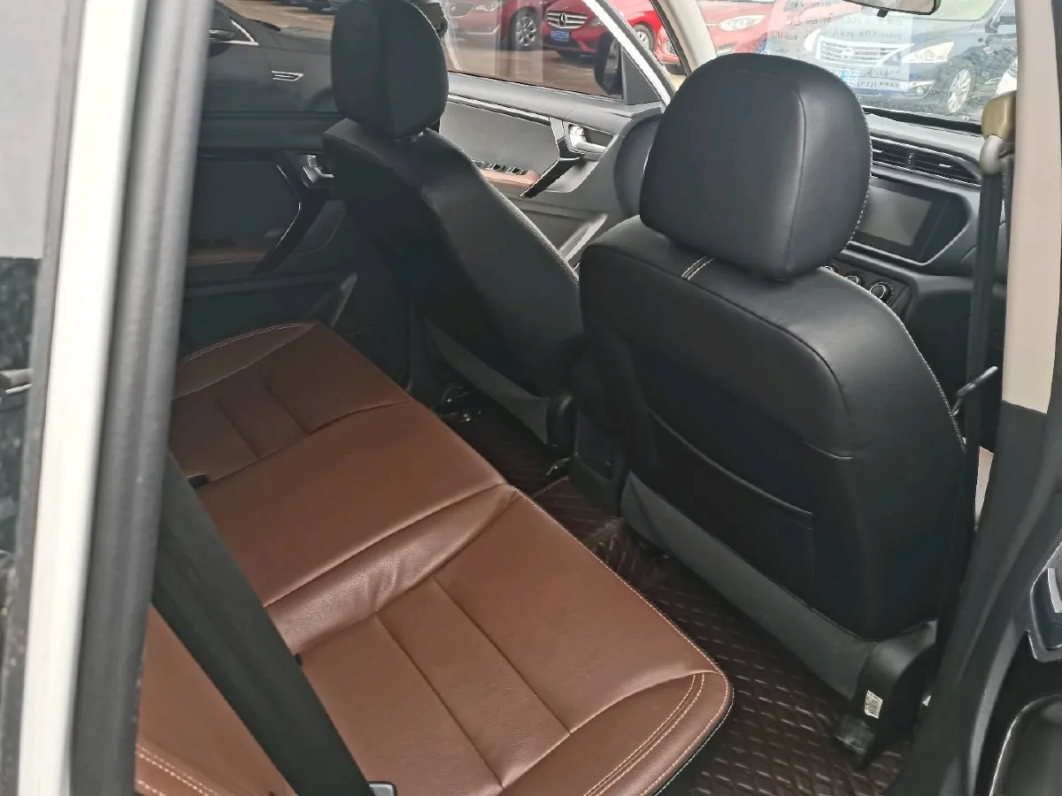 2020 Chery Tiggo 3 1.5T 156HP L4 CVT,autocango,china used car exporter,china ev exporter,chinese used car exporter,chinese used ev exporter