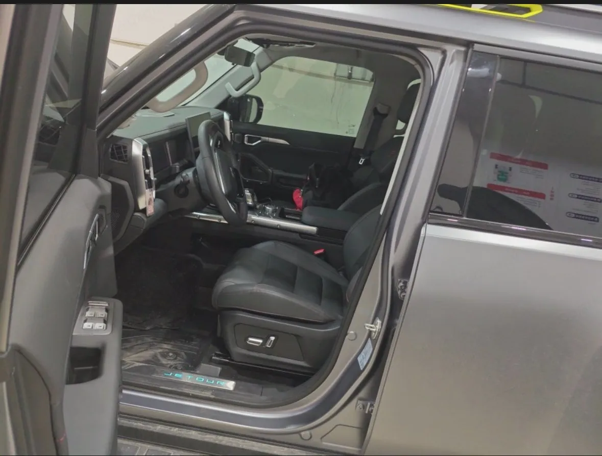 2024 Jetour ShanHai TravellerC-DM 1.5T 156HP L4 3DHT PHEV 43.24KWH,autocango,china used car exporter,china ev exporter,chinese used car exporter,chinese used ev exporter