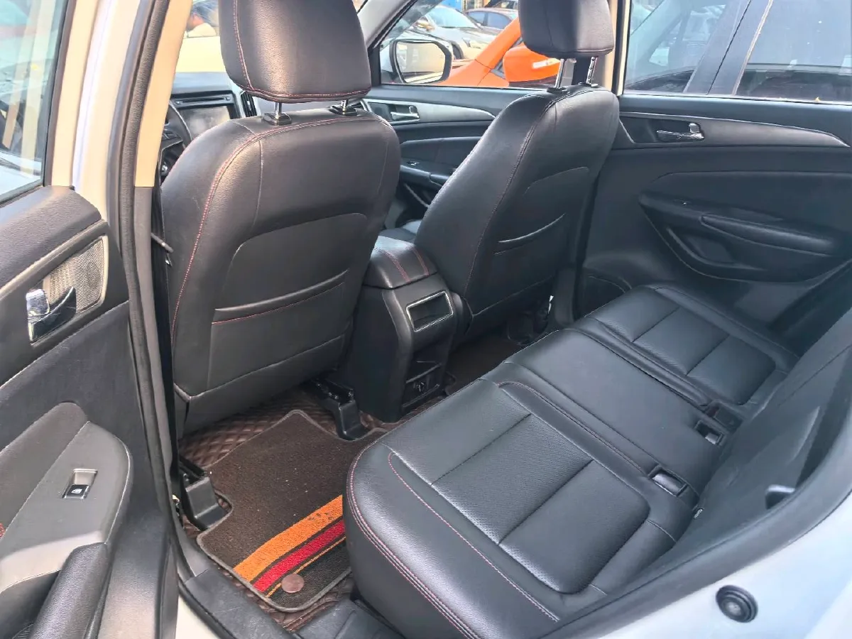 2014 ChangAn CS75 2.0L 158HP L4 6MT,autocango,china used car exporter,china ev exporter,chinese used car exporter,chinese used ev exporter