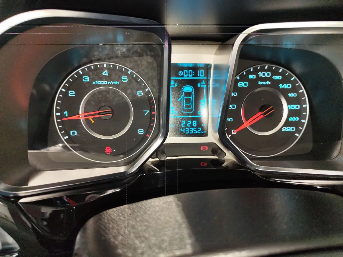 2019 Dorcen G60 1.6L 116HP L4 5MT,autocango,china used car exporter,china ev exporter,chinese used car exporter,chinese used ev exporter