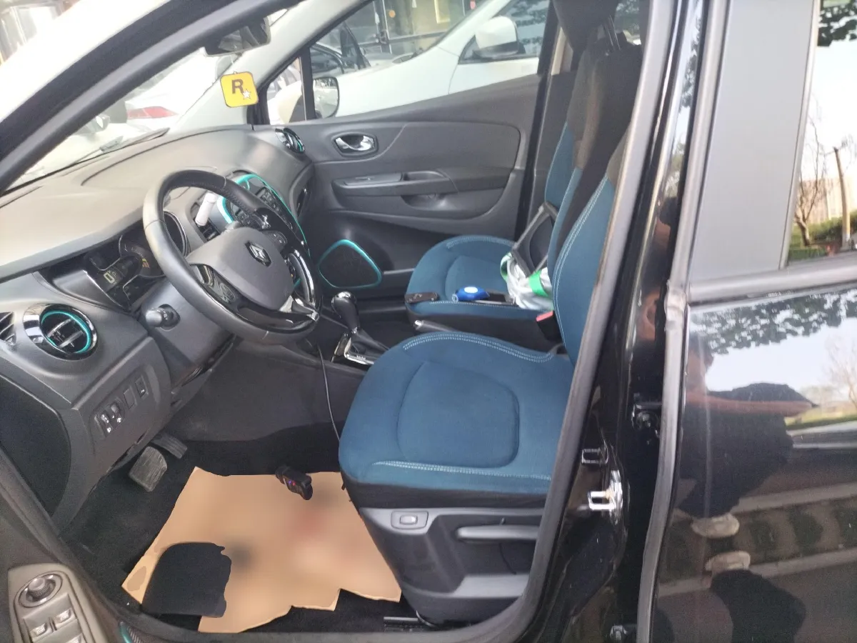 2015 Renault Captur 1.2T 116HP L4 6DCT,autocango,china used car exporter,china ev exporter,chinese used car exporter,chinese used ev exporter