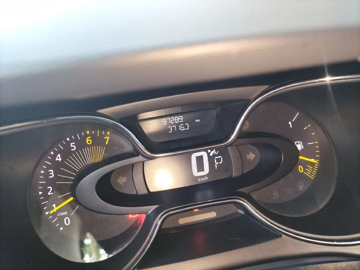 2015 Renault Captur 1.2T 116HP L4 6DCT,autocango,china used car exporter,china ev exporter,chinese used car exporter,chinese used ev exporter