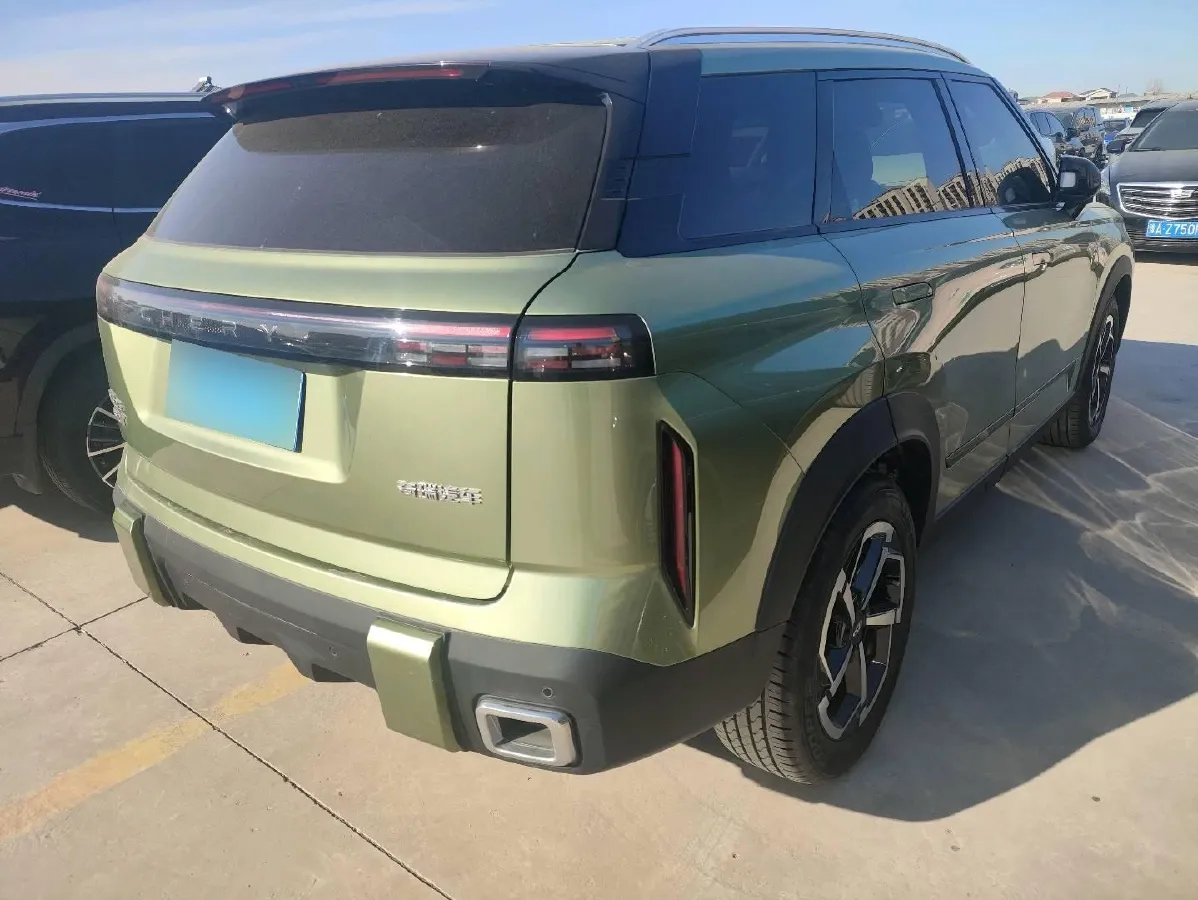 2023 Chery Exploration 06 1.6T 197HP L4 7DCT,autocango,china used car exporter,china ev exporter,chinese used car exporter,chinese used ev exporter