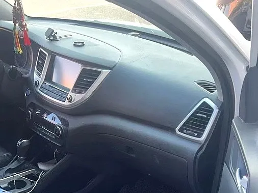 2015 Hyundai Tucson 1.6T 177HP L4 7DCT,autocango,china used car exporter,china ev exporter,chinese used car exporter,chinese used ev exporter