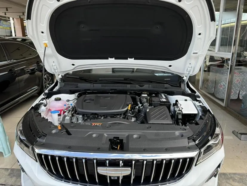 2025 Geely Emgrand 1.5L 127HP L4 CVT,autocango,china used car exporter,china ev exporter,chinese used car exporter,chinese used ev exporter