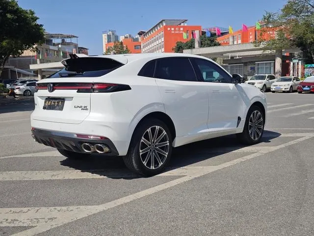 2023 ChangAn UNI-K 2.0T 233HP L4 8AT,autocango,china used car exporter,china ev exporter,chinese used car exporter,chinese used ev exporter
