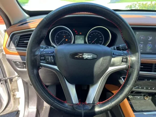 2017 Zotye T300 1.5L 112HP L4 5MT,autocango,china used car exporter,china ev exporter,chinese used car exporter,chinese used ev exporter