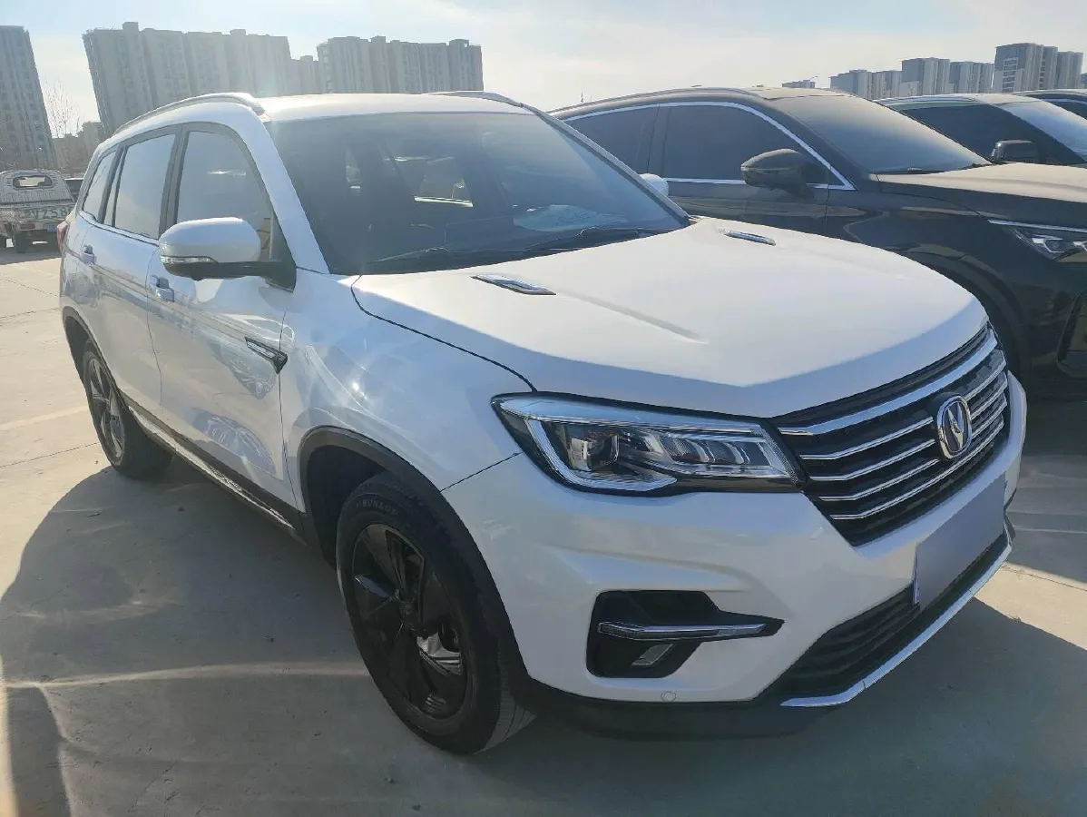 2020 ChangAn CS75 1.5T 178HP L4 6MT,autocango,china used car exporter,china ev exporter,chinese used car exporter,chinese used ev exporter
