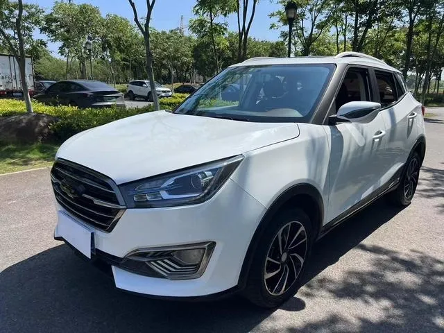 2017 Zotye T300 1.5L 112HP L4 5MT,autocango,china used car exporter,china ev exporter,chinese used car exporter,chinese used ev exporter
