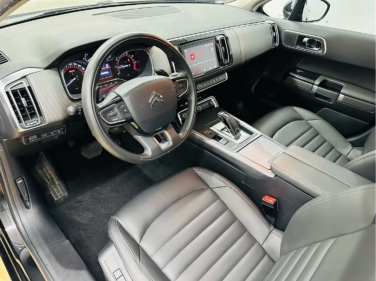 2022 Citroen C6 1.8T 211HP L4 8AT,autocango,china used car exporter,china ev exporter,chinese used car exporter,chinese used ev exporter