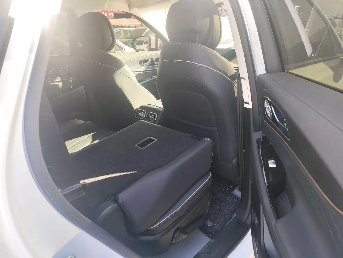 2023 Chery Tiggo 9 2.0T 261HP L4 7DCT,autocango,china used car exporter,china ev exporter,chinese used car exporter,chinese used ev exporter