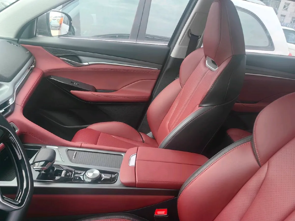 2022 ChangAn CS75 Plus 1.5T 178HP L4 6AT,autocango,china used car exporter,china ev exporter,chinese used car exporter,chinese used ev exporter