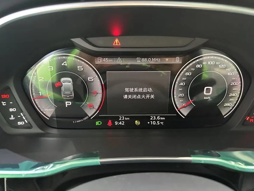 2024 Audi Q3 1.5T 160HP L4 7DCT,autocango,china used car exporter,china ev exporter,chinese used car exporter,chinese used ev exporter