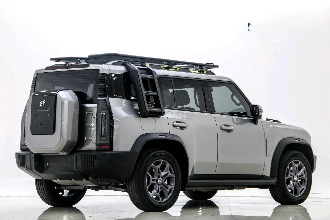 2024 Jetour T2 1.5T 156HP L4 3DHT PHEV 26.7KWH,autocango,china used car exporter,china ev exporter,chinese used car exporter,chinese used ev exporter