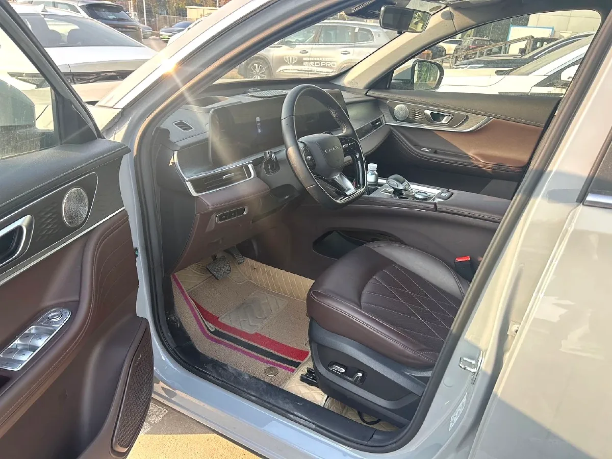 2022 Chery Tiggo 8 PRO 1.6T 197HP L4 7DCT,autocango,china used car exporter,china ev exporter,chinese used car exporter,chinese used ev exporter