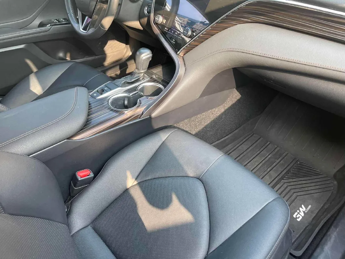 2019 Toyota Camry 2.0L 178HP L4 CVT,autocango,china used car exporter,china ev exporter,chinese used car exporter,chinese used ev exporter