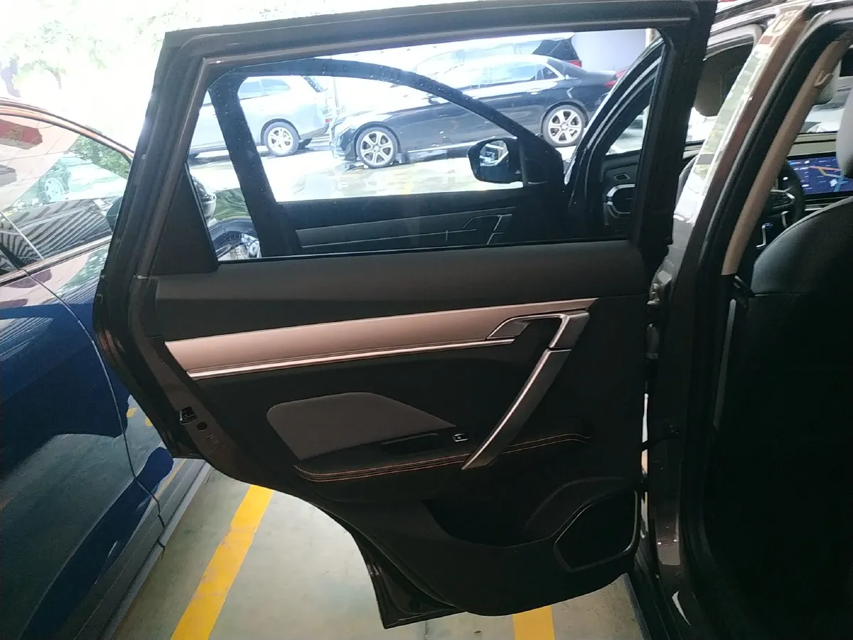 2023 Geely Coolray 1.5T 181HP L4 7DCT,autocango,china used car exporter,china ev exporter,chinese used car exporter,chinese used ev exporter