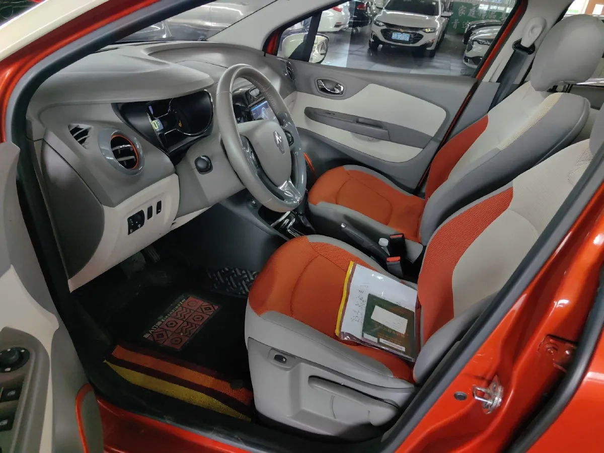 2015 Renault Captur 1.2T 116HP L4 6DCT,autocango,china used car exporter,china ev exporter,chinese used car exporter,chinese used ev exporter