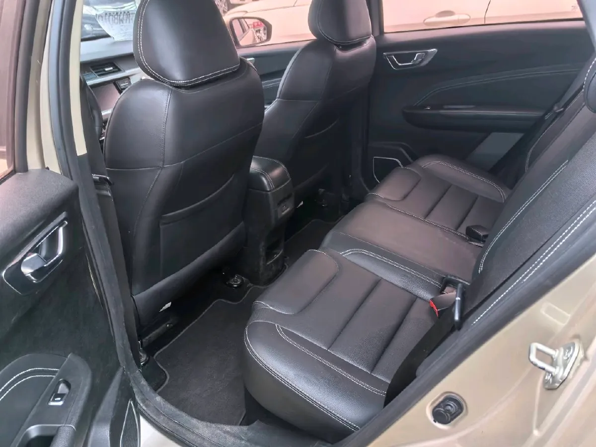 2017 Geely Vision X3 1.5L 102HP L4 4AT,autocango,china used car exporter,china ev exporter,chinese used car exporter,chinese used ev exporter