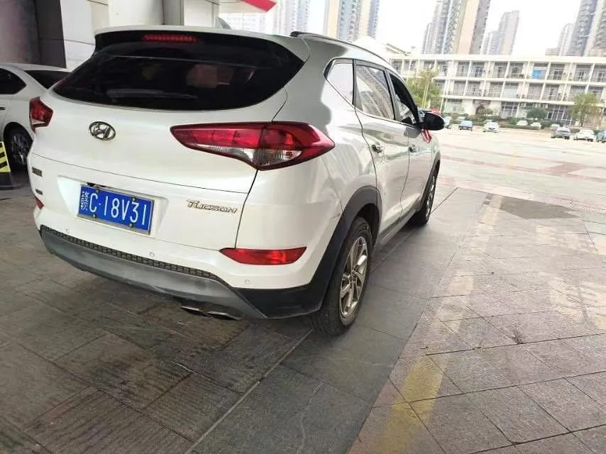 2015 Hyundai Tucson 1.6T 177HP L4 7DCT,autocango,china used car exporter,china ev exporter,chinese used car exporter,chinese used ev exporter