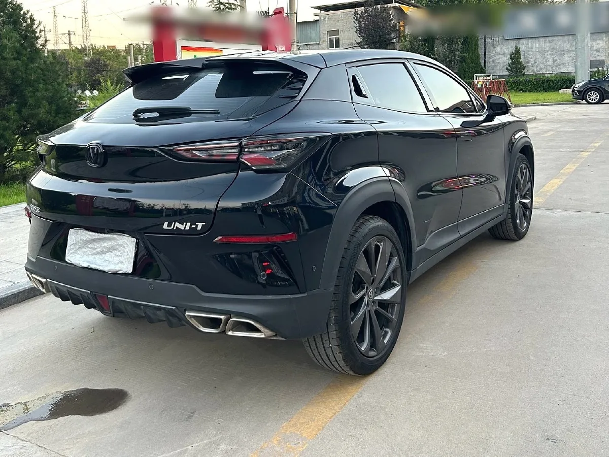 2020 ChangAn UNI-T 1.5T 180HP L4 7DCT,autocango,china used car exporter,china ev exporter,chinese used car exporter,chinese used ev exporter