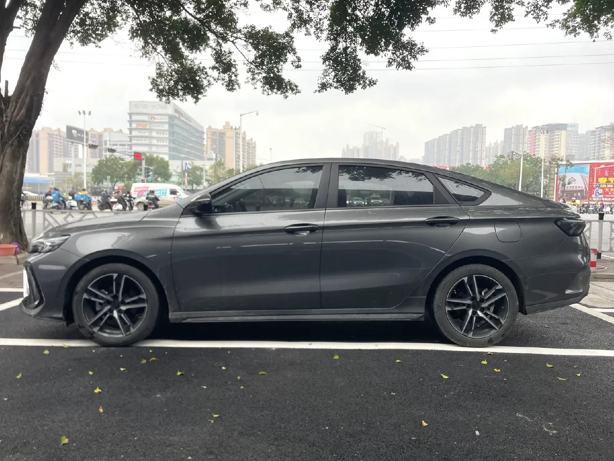 2022 Geely Binray 1.5T 181HP L4 7DCT,autocango,china used car exporter,china ev exporter,chinese used car exporter,chinese used ev exporter