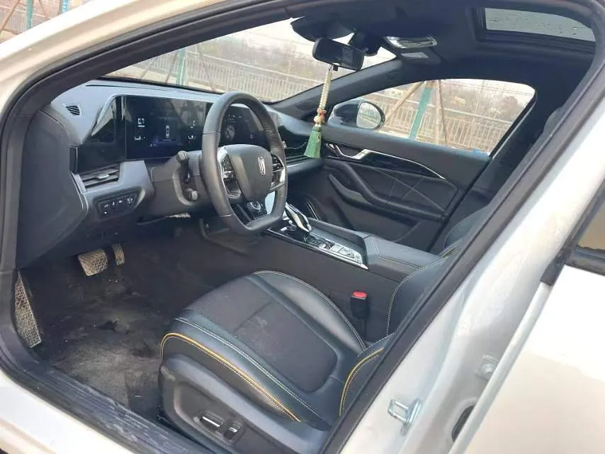 2022 Bestune B70S 1.5T 169HP L4 7DCT,autocango,china used car exporter,china ev exporter,chinese used car exporter,chinese used ev exporter