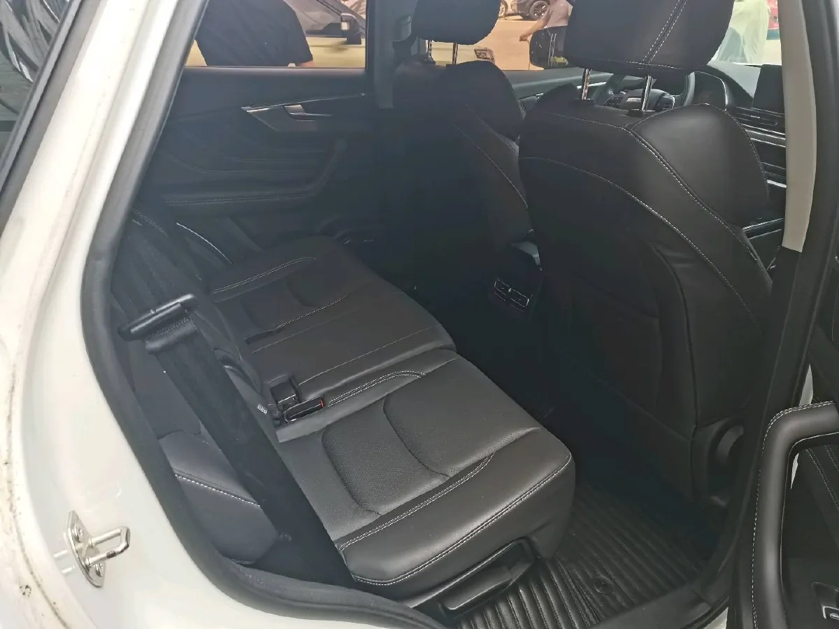 2019 Jetour X70S 1.5T 156HP L4 6DCT,autocango,china used car exporter,china ev exporter,chinese used car exporter,chinese used ev exporter