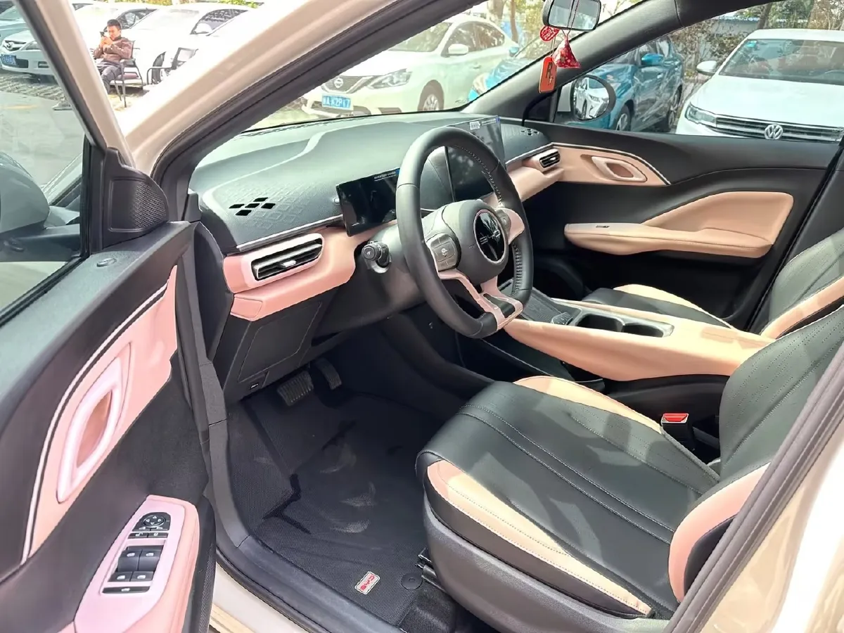 2023 BYD Dolphin BEV 44.928KWH,autocango,china used car exporter,china ev exporter,chinese used car exporter,chinese used ev exporter