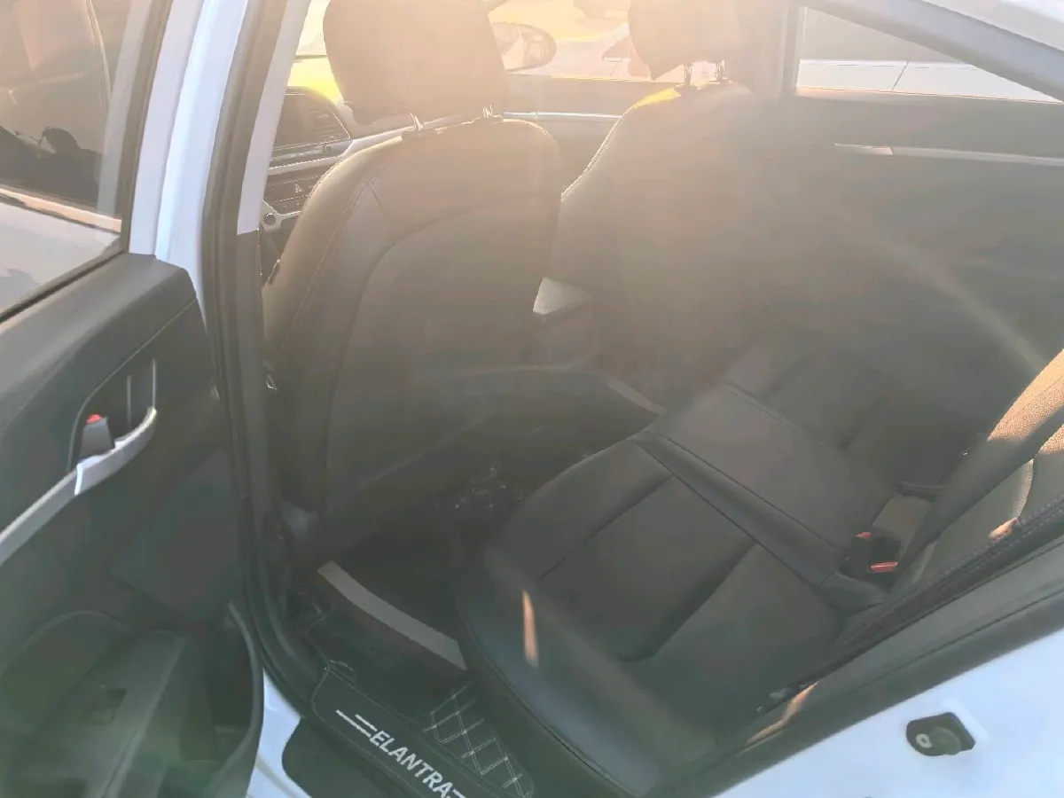 2016 Hyundai Elantra 1.6L 130HP L4 6AT,autocango,china used car exporter,china ev exporter,chinese used car exporter,chinese used ev exporter