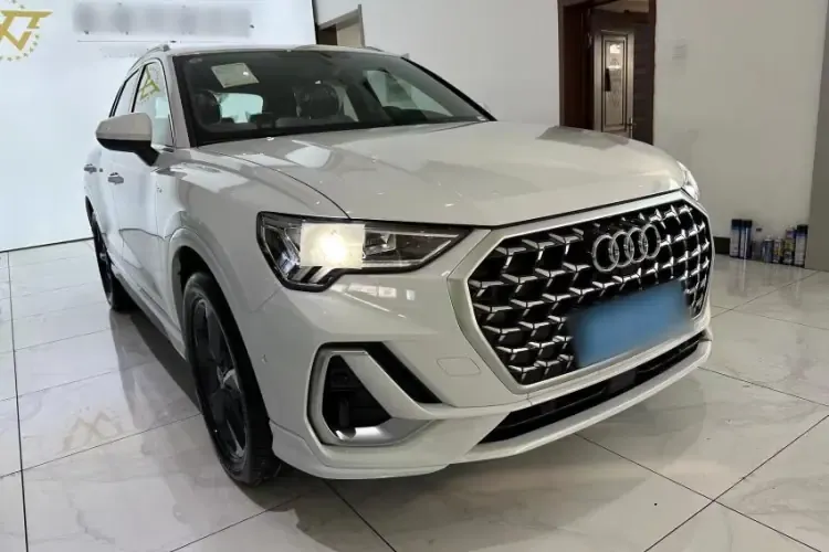 2024 Audi Q3 1.5T 160HP L4 7DCT,autocango,china used car exporter,china ev exporter,chinese used car exporter,chinese used ev exporter
