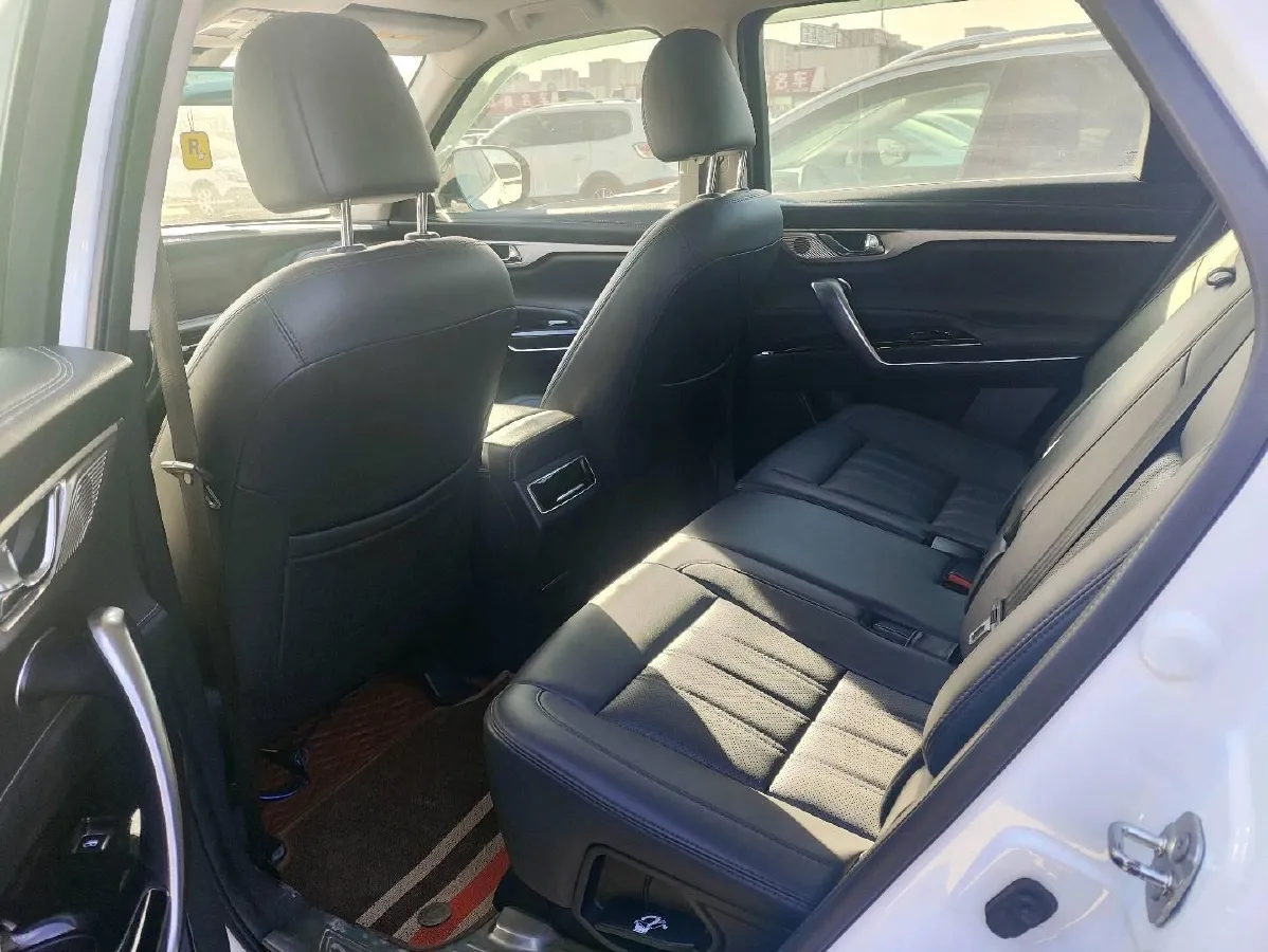 2019 ChangAn CS95 2.0T 233HP L4 6AT,autocango,china used car exporter,china ev exporter,chinese used car exporter,chinese used ev exporter