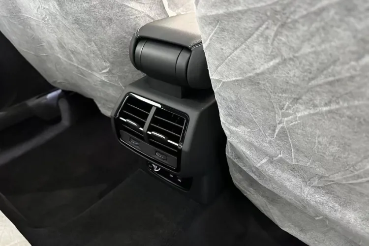 2024 Audi Q3 1.5T 160HP L4 7DCT,autocango,china used car exporter,china ev exporter,chinese used car exporter,chinese used ev exporter