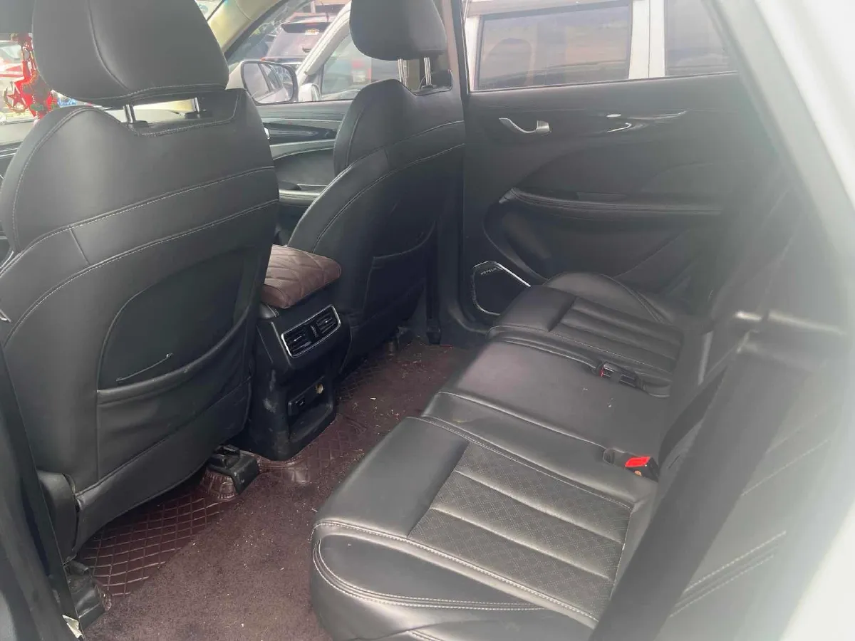 2019 Jetour X90 1.5T 156HP L4 6MT,autocango,china used car exporter,china ev exporter,chinese used car exporter,chinese used ev exporter