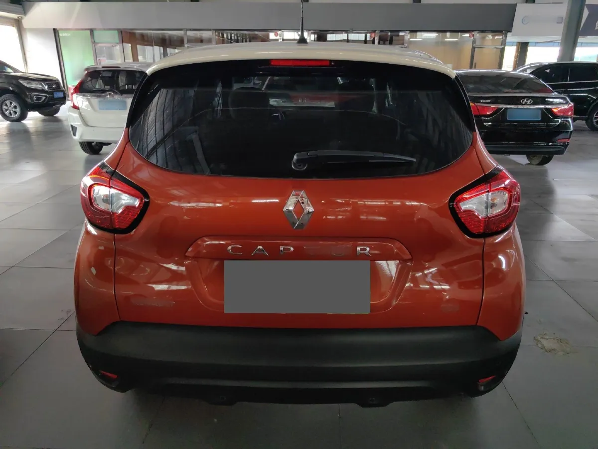 2015 Renault Captur 1.2T 116HP L4 6DCT,autocango,china used car exporter,china ev exporter,chinese used car exporter,chinese used ev exporter