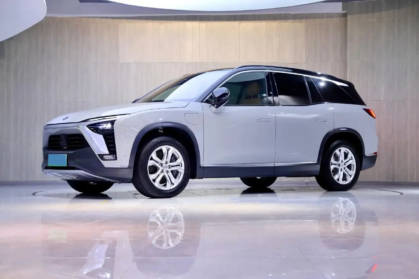 2020 NIO ES8 BEV 70KWH