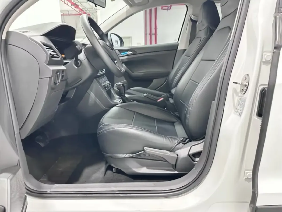 2023 Volkswagen T-Cross 1.5L 113HP L4 6AT,autocango,china used car exporter,china ev exporter,chinese used car exporter,chinese used ev exporter