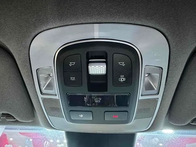 2023 Hyundai Santafe 2.0T 230HP L4 8AT,autocango,china used car exporter,china ev exporter,chinese used car exporter,chinese used ev exporter